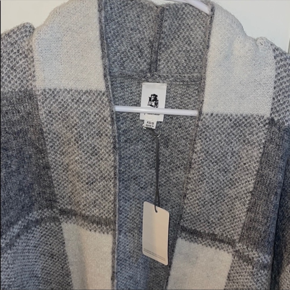 Vici super soft plaid sweater size xs/s NWT - Picture 2 of 5